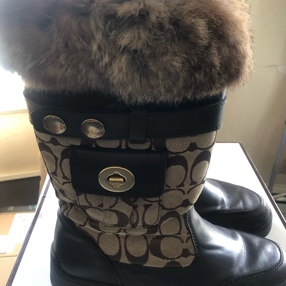 Coach Kimberly boots in signature brown - Picture 3 of 5